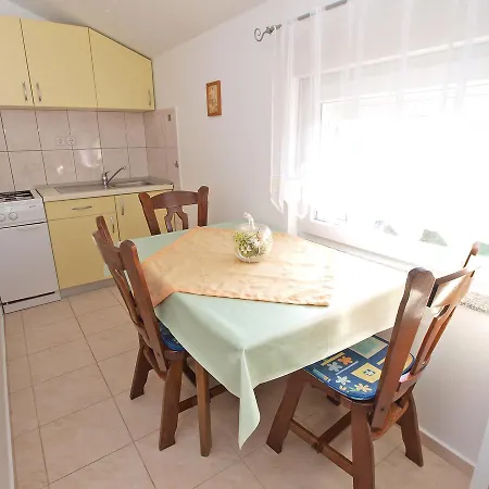 Mara 1029 Apartment *